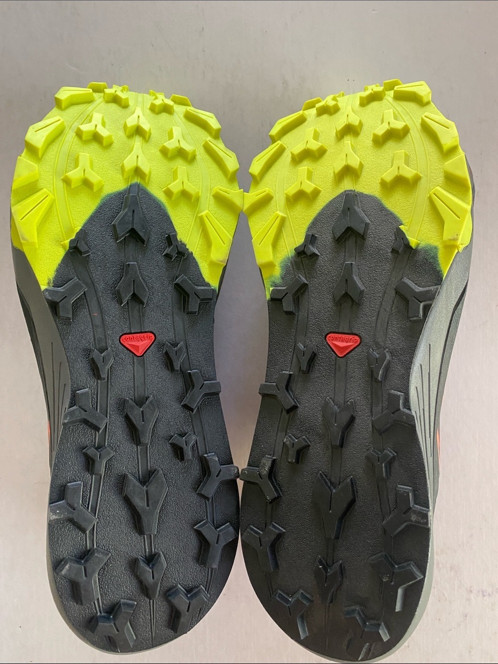 Salomon Thundercross Men's Trail Running Shoes Black and Neon Yellow 9.5 US NWOT - Picture 8 of 11